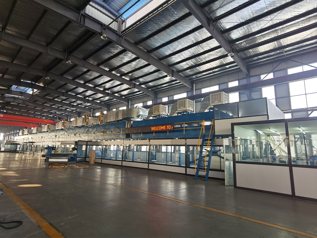 Gecombineerde rolcoating- en spuitcoatinglijn
